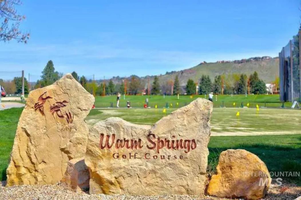 Voguetown Villa Boise Bagian luar foto