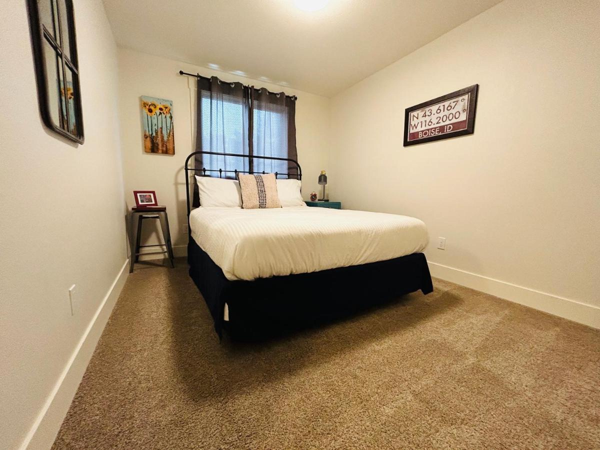 Voguetown Villa Boise Bagian luar foto